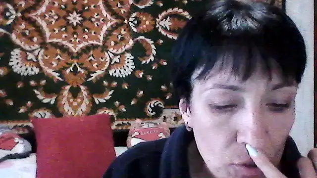 Snapshot of SunnyAmorre chatting on May 4, 2026, 10:29 am SunnyAmorre online show from May 4, 2026, 10:29 am