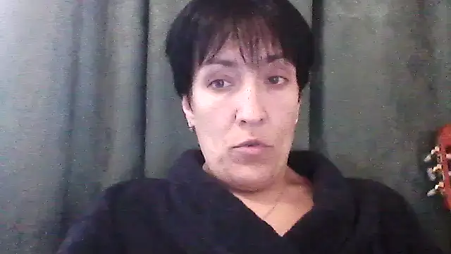 Snapshot of SunnyAmorre chatting on September 30, 2025, 9:37 am SunnyAmorre online show from September 30, 2025, 9:37 am