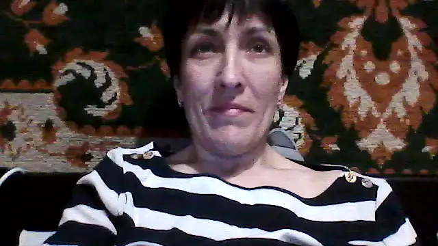Snapshot of SunnyAmorre chatting on May 1, 2026, 7:08 pm SunnyAmorre online show from May 1, 2026, 7:08 pm