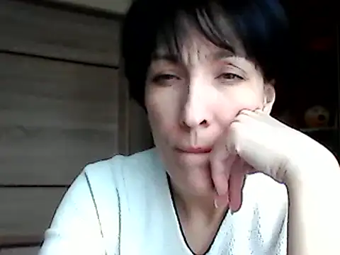SunnyAmorre online show from March 13, 2025, 7:53 am