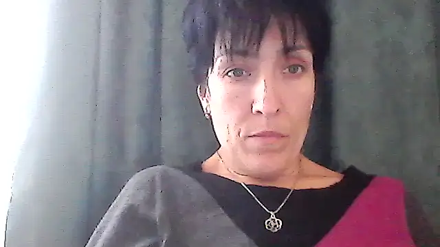 Snapshot of SunnyAmorre chatting on September 28, 2025, 11:17 am SunnyAmorre online show from September 28, 2025, 11:17 am