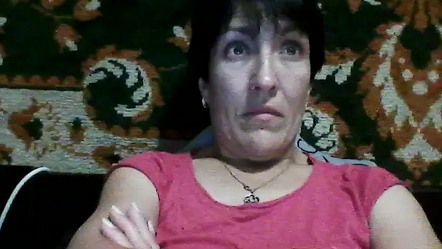 Snapshot of SunnyAmorre chatting on June 7, 2026, 8:25 pm SunnyAmorre online show from June 7, 2026, 8:25 pm
