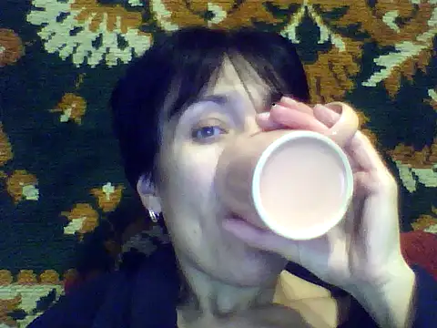 Snapshot of SunnyAmorre chatting on October 22, 2025, 10:15 am SunnyAmorre online show from October 22, 2025, 10:15 am