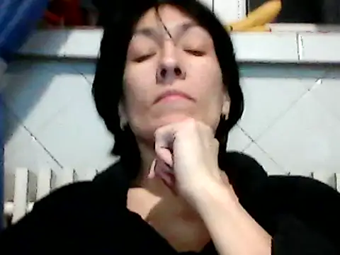 SunnyAmorre online show from February 5, 2025, 10:33 pm