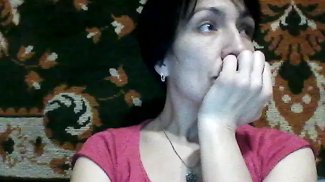 SunnyAmorre online show from November 6, 2025, 9:41 pm