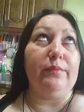 Snapshot of Rini333 chatting on September 16, 2025, 2:51 pm Rini333 online show from September 16, 2025, 2:51 pm