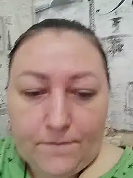 Snapshot of Rini333 chatting on October 1, 2025, 11:14 am Rini333 online show from October 1, 2025, 11:14 am