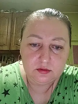 Snapshot of Rini333 chatting on October 30, 2025, 6:49 pm Rini333 online show from October 30, 2025, 6:49 pm