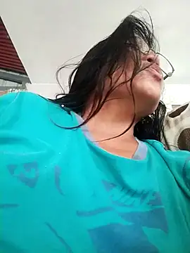 sizzling babe online show from October 27, 2025, 6:25 am