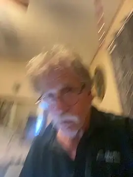 jck1m0t online show from October 1, 2025, 1:11 am