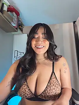 AsianMilfSheryl online show from February 21, 2026, 6:26 am