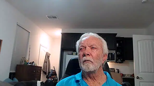 Snapshot of rockpoint69 chatting on October 19, 2025, 9:12 am rockpoint69 online show from October 19, 2025, 9:12 am