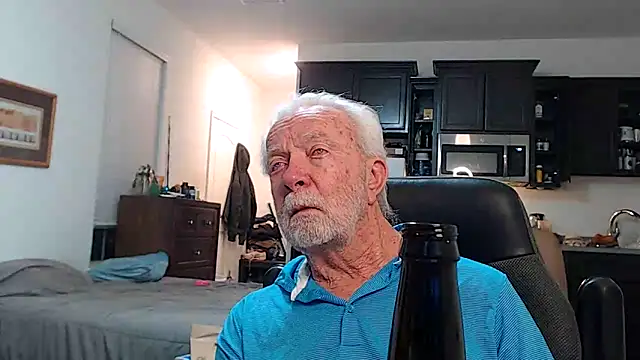 Snapshot of rockpoint69 chatting on October 24, 2025, 1:04 am rockpoint69 online show from October 24, 2025, 1:04 am