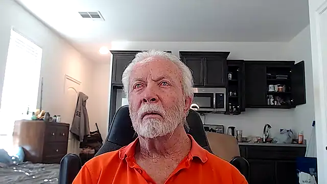 Snapshot of rockpoint69 chatting on October 15, 2025, 9:23 pm rockpoint69 online show from October 15, 2025, 9:23 pm