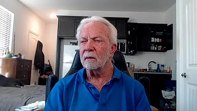 Snapshot of rockpoint69 chatting on October 20, 2025, 10:43 pm rockpoint69 online show from October 20, 2025, 10:43 pm