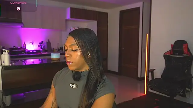 Snapshot of AmberRaus chatting on September 14, 2025, 4:57 am AmberRaus online show from September 14, 2025, 4:57 am