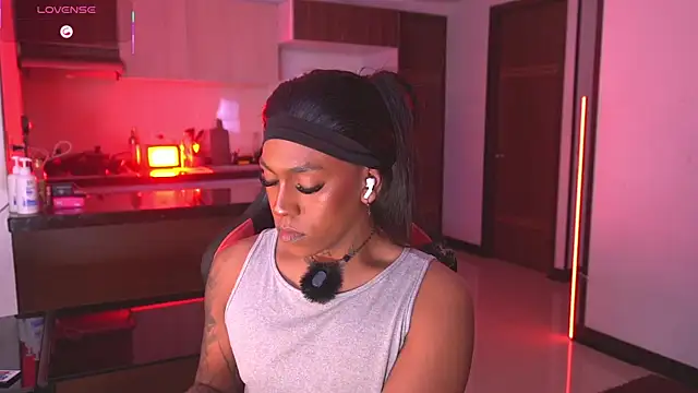 Snapshot of AmberRaus chatting on September 11, 2025, 5:18 am AmberRaus online show from September 11, 2025, 5:18 am