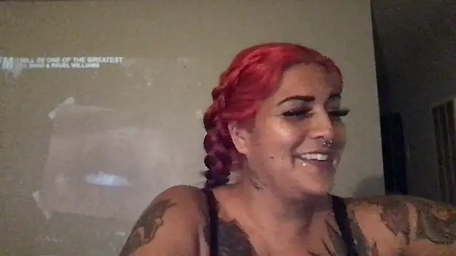 ShineyQuinn online show from February 26, 2026, 1:49 am