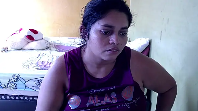 yulieth bbw online show from March 4, 2025, 6:50 pm