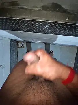 Snapshot of breejs chatting on February 25, 2025, 5:19 am breejs online show from February 25, 2025, 5:19 am