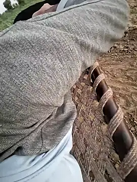 Snapshot of breejs chatting on October 12, 2025, 1:01 pm breejs online show from October 12, 2025, 1:01 pm