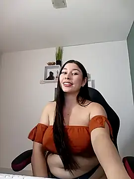 bella 99  online show from February 7, 2025, 2:47 pm