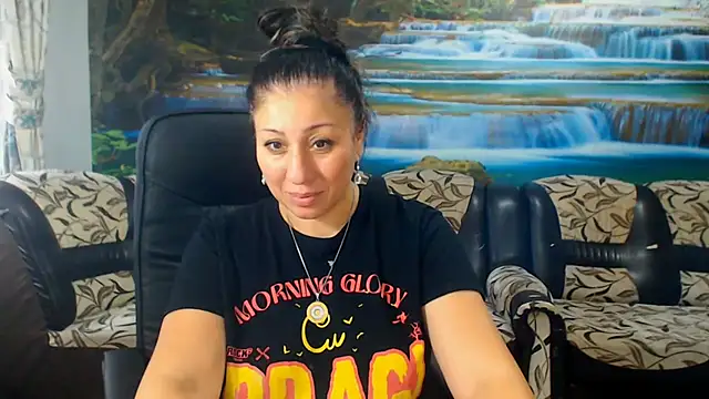 MoistMady online show from October 8, 2025, 6:59 am
