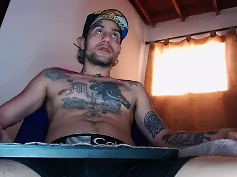 Christian Stiven1 online show from February 2, 2025, 3:28 pm