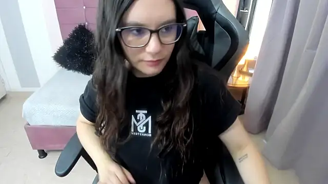 Snapshot of Wanda_sg chatting on October 21, 2025, 6:18 pm Wanda sg online show from October 21, 2025, 6:18 pm