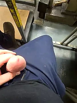 Snapshot of WhiteMeat069 chatting on December 22, 2024, 5:01 am WhiteMeat069 online show from December 22, 2024, 5:01 am