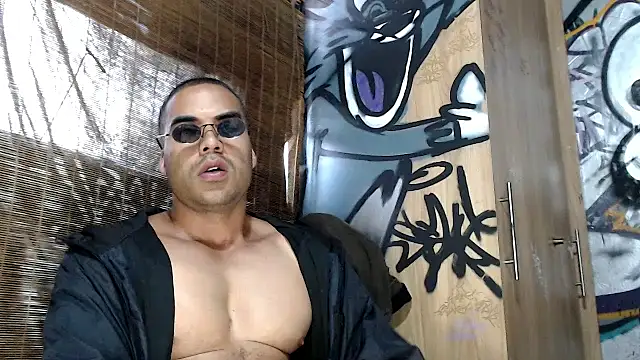 Snapshot of Justin_Frank chatting on March 3, 2026, 5:42 pm Justin Frank online show from March 3, 2026, 5:42 pm