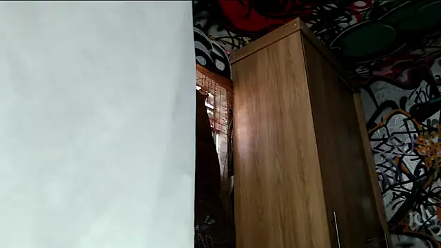 Snapshot of Justin_Frank chatting on October 1, 2025, 4:55 pm Justin Frank online show from October 1, 2025, 4:55 pm