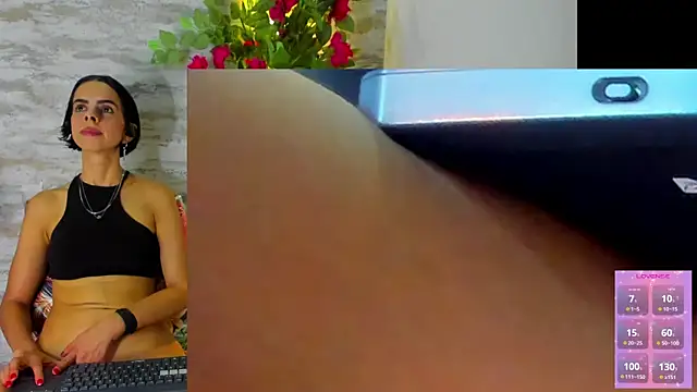 Amelia Myers online show from December 4, 2025, 10:53 pm