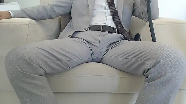 masterxmonster online show from October 4, 2025, 8:27 am