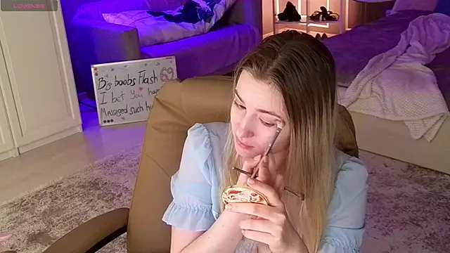 elinanortas online show from October 12, 2025, 1:18 am