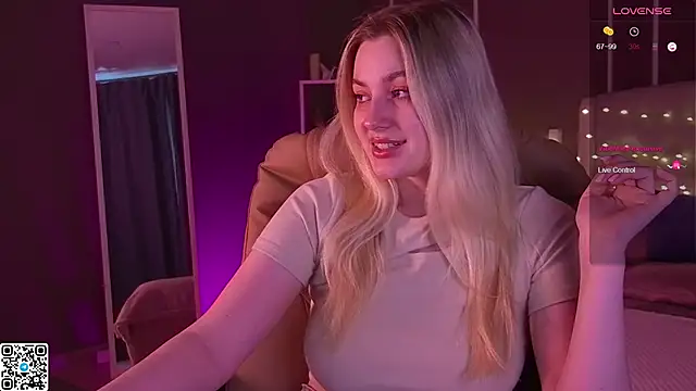 elinanortas online show from March 21, 2025, 7:22 am