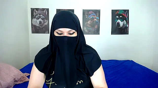 Snapshot of evelyn__salah chatting on October 8, 2025, 9:26 pm evelyn  salah online show from October 8, 2025, 9:26 pm