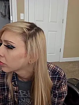 AmethystFoxx online show from February 7, 2026, 7:22 pm