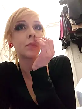 AmethystFoxx online show from March 31, 2026, 5:15 pm