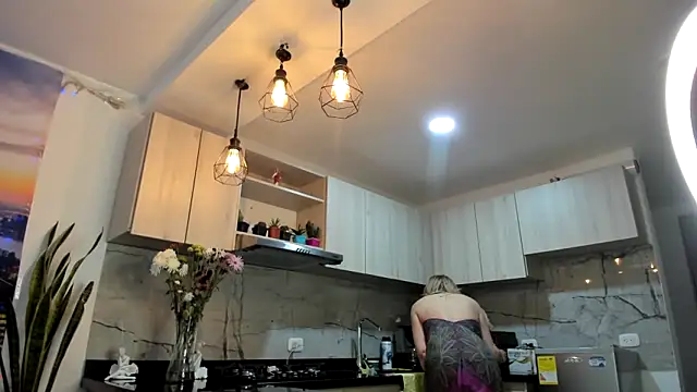ashleymilf 1 online show from March 1, 2025, 1:51 pm