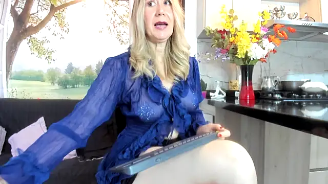 ashleymilf 1 online show from March 29, 2026, 5:03 pm