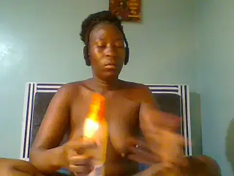 blackcuteebony online show from March 12, 2025, 7:24 am