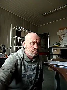 wilkalfa online show from April 3, 2026, 10:22 am