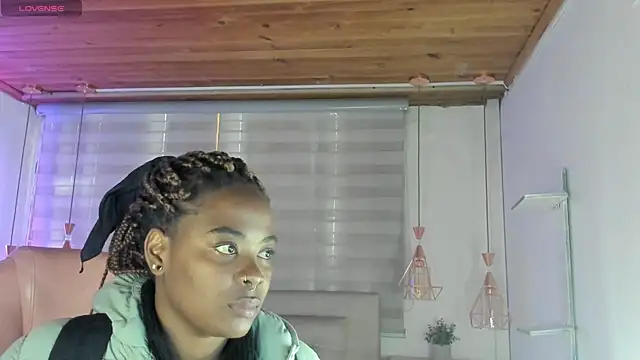 aleja17 xxx online show from September 29, 2025, 7:52 pm