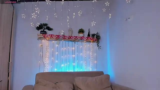 tomdrew69 online show from April 8, 2026, 2:35 am