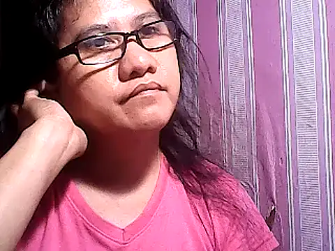 sweetsosie18 online show from March 9, 2025, 8:21 pm