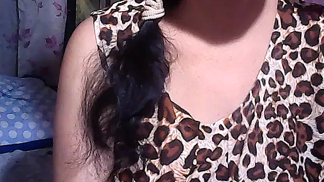sweetsosie18 online show from September 9, 2025, 5:28 am