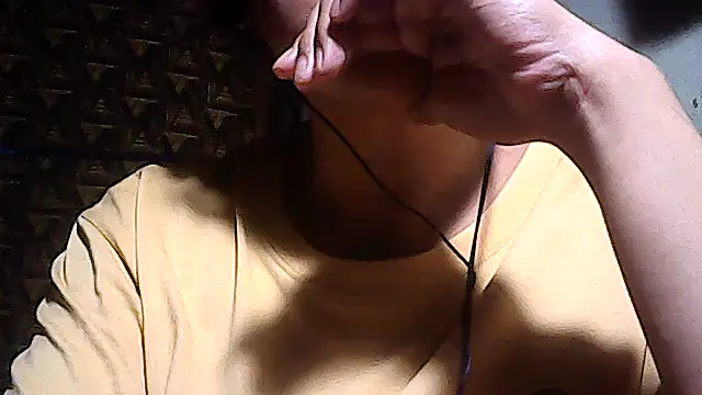 sweetsosie18 online show from March 13, 2026, 12:04 am