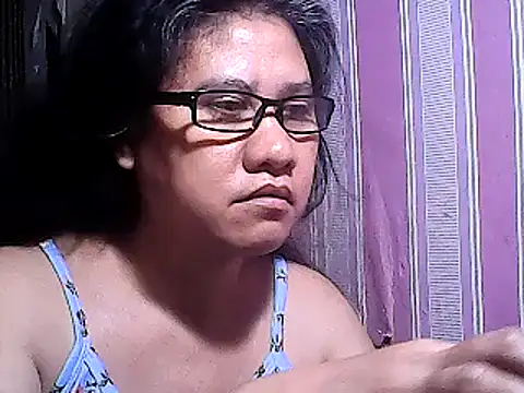 sweetsosie18 online show from March 13, 2025, 9:48 pm