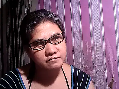 sweetsosie18 online show from March 10, 2025, 10:07 am